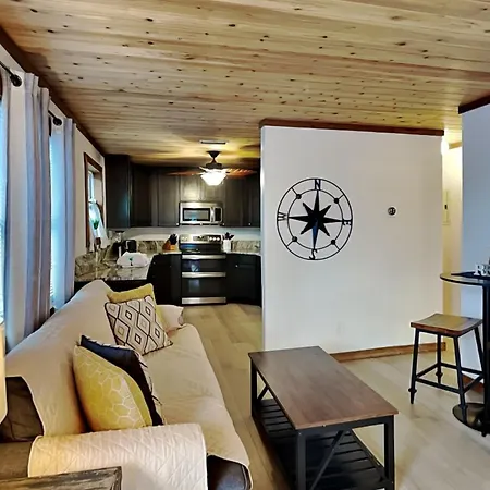 Gulf Vibes Villa